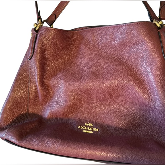 Coach Maggie Madison bag. Wine - Plum color. Soft pebble leather. - Picture 5 of 9